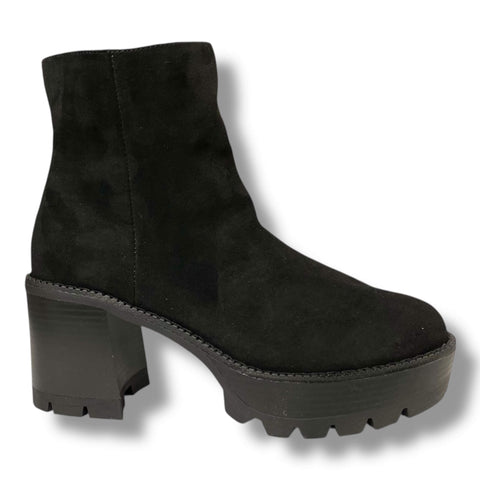 black faux suede platform heel ankle boots with lug sole, block heel, inner zipper, women’s size 9