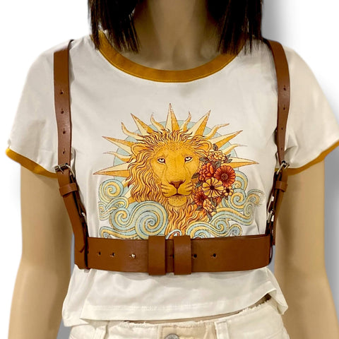 loyal lioness short sleeve graphic leo baby tee with sunburst lion print white crop top with tan contrast trim
