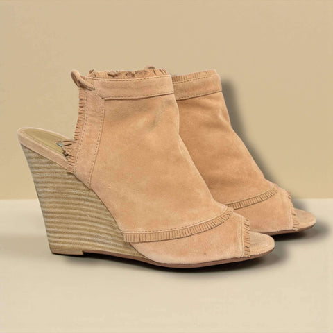 pink peep toe ankle tie wedge booties with suede fringe open back and woodgrain wedge heel boho gladiator style sandal booties size 8