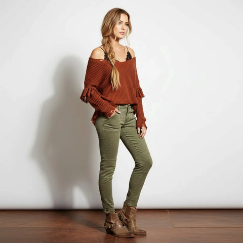 Women's Green Mid Rise Skinny Ankle Jeans with Dual-Button Cuffs and Oversized Front Pockets Calvin Klein Jeans  side view