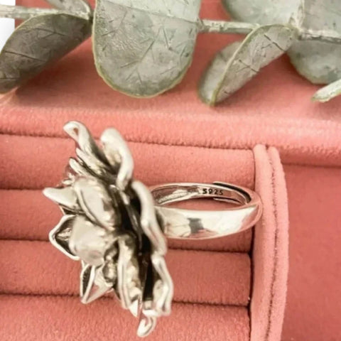 Sterling Silver Antique Flower Statement Ring with 3D floral petals and dark center