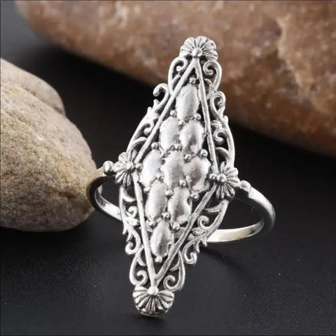 Sterling Silver Elongated Filigree Ring - 8 / Silver / Female - Women’s Rings