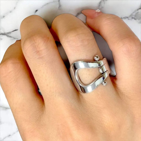 Silver Hinged Horseshoe Ring – Women's Stainless Steel Jewelry