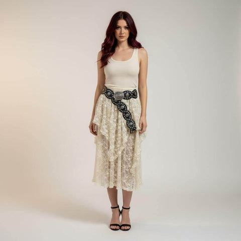 woman wearing the medallion wide black and silver oval link statement belt 