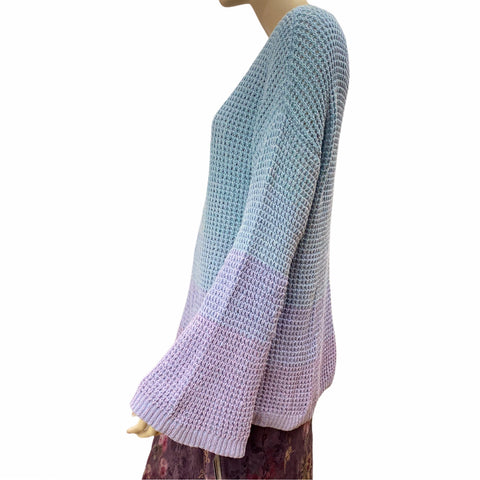 Women's Gradient Sweater Tulip Sleeve  Round Neckline Knitted Sweater 