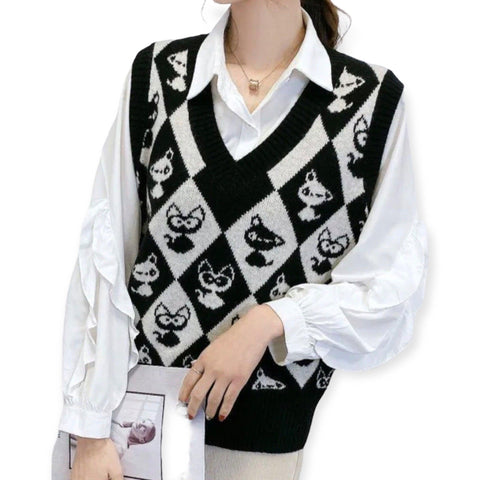 Women's Argyle Diamond Plaid Graphic Sweater Vest - Wild Time Fashion