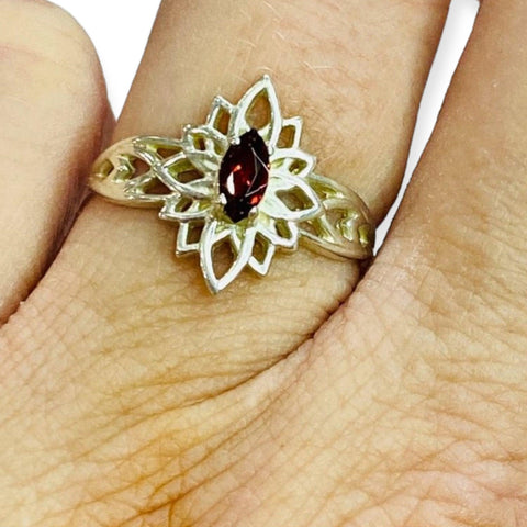 Red Garnet Gemstone Solid 925 sterling Silver Jewelry Handmade Ring Size US 7