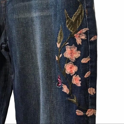 NEW Relaxed Fit Distressed Denim Jeans Embroidery - Wild Time Fashion 
